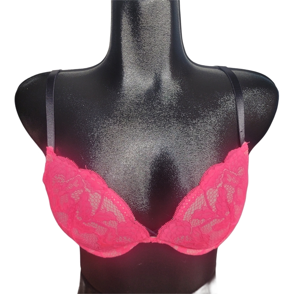 La Senza 'The Show Off' Lace Push-Up Bra in Vibrant Pink 34D